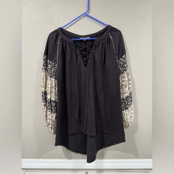 Gimmicks Pieced Lace-Up Top - Picture 4 of 8